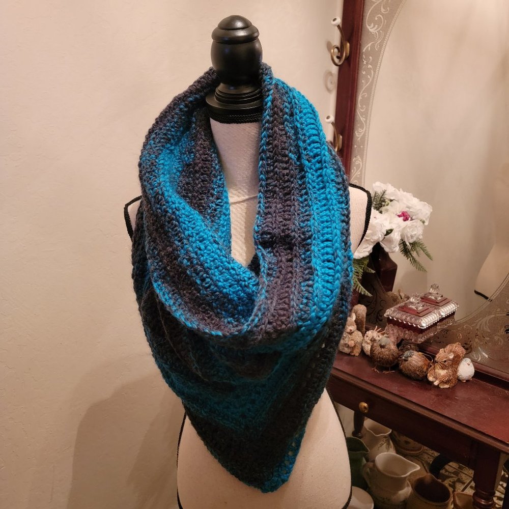 Brand New Hooded Cowl